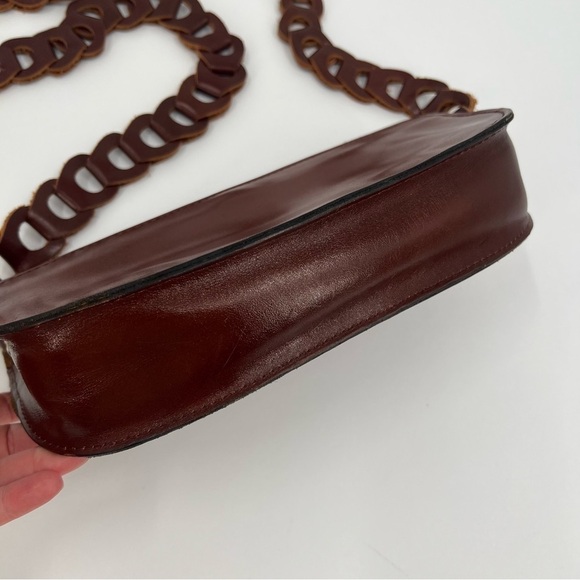 Patricia Nash Chelsey Chainlink Leather Crossbody Bag in British Tan - Picture 9 of 14